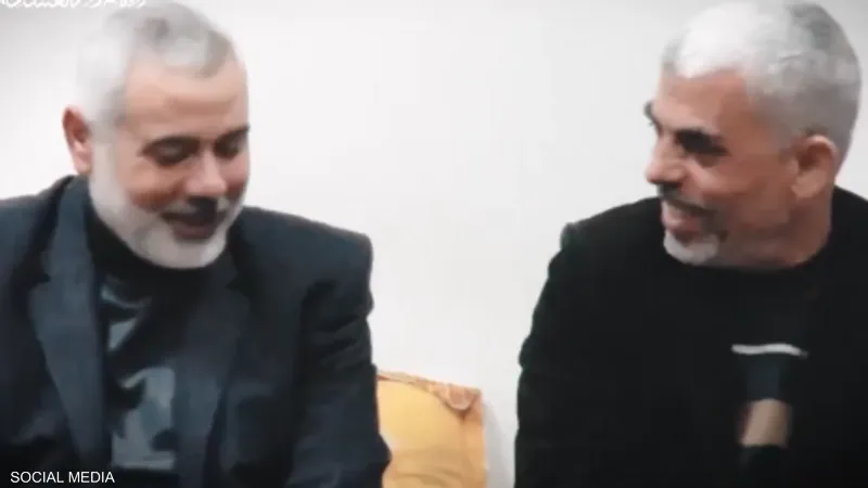 قبيل “الصفقة”.. حماس تنشر فيديو دعائيا يجمع السنوار وهنية