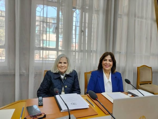 الوزيرة الخليلي تطلع السفيرة أبو غزالة على أوضاع النساء الفلسطينيات