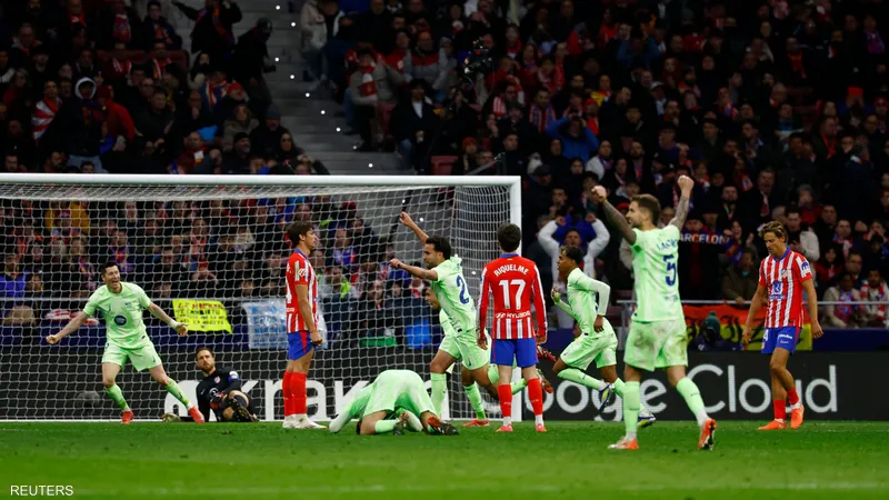 ريمونتادا لبرشلونة أمام أتلتيكو تعيده لصدارة الدوري الإسباني