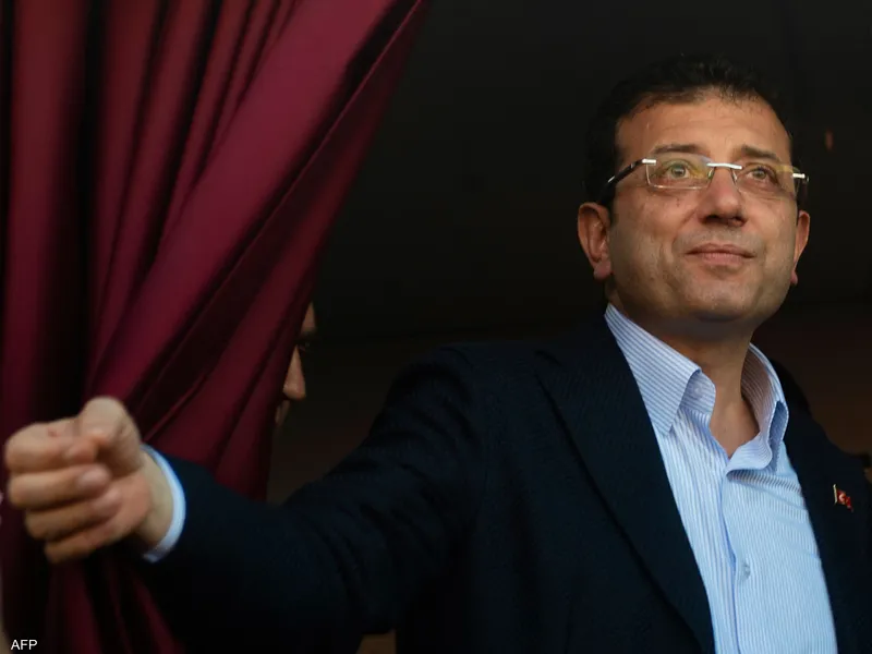 إمام أوغلو يترك رسالة بخط اليد قبل اعتقاله.. هذا ما جاء فيها