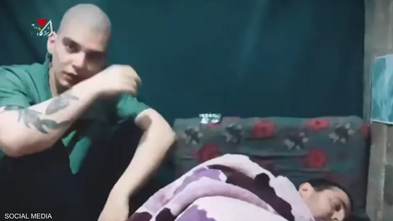 حماس تنشر فيديو لرهينتين إسرائيليين على قيد الحياة