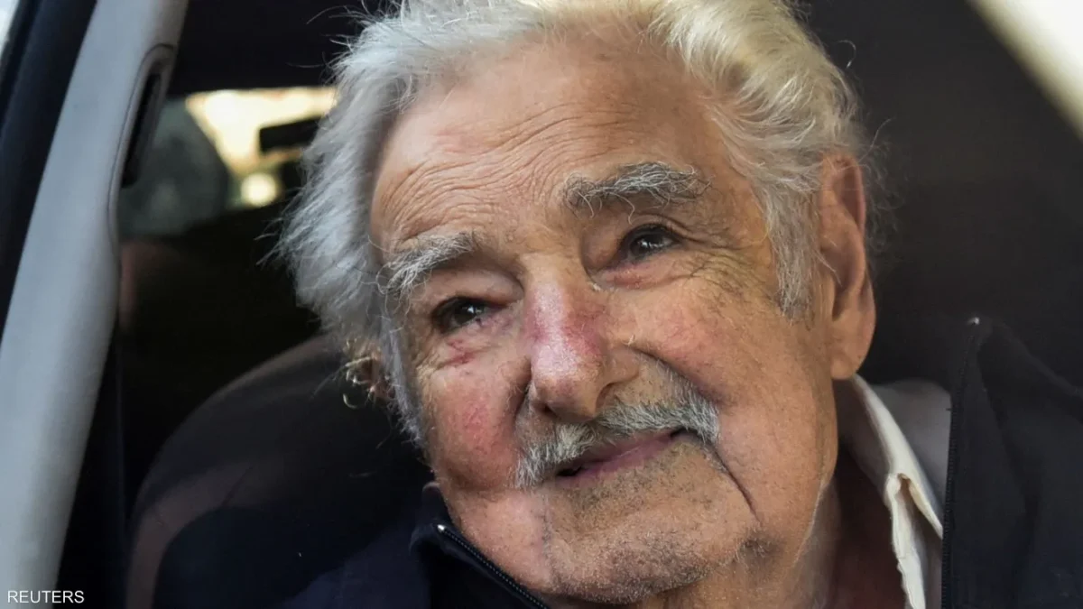 وفاة “أفقر رئيس في العالم”