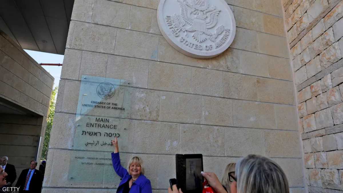 السفارة الأميركية في إسرائيل: لا نستطيع إجلاء مواطنينا حاليا