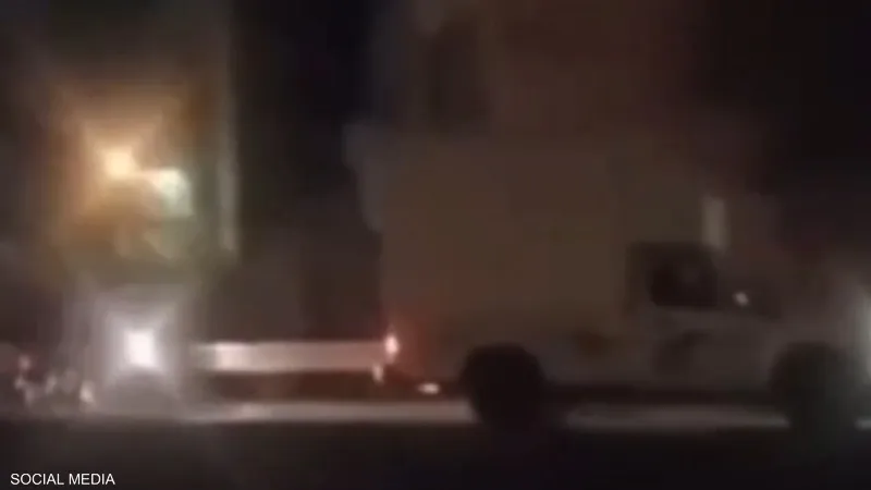 فيديو.. الأمن الإيراني يطارد سيارة شحن تابعة للموساد