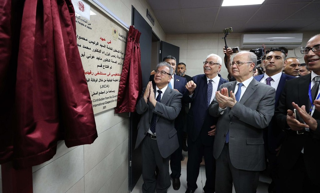 رئيس الوزراء يفتتح وحدة القلب وقسم الرنين المغناطيسي في مستشفى رفيديا الحكومي