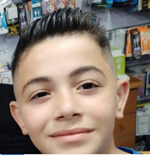 جيش من هواياته اصطياد الاطفال…