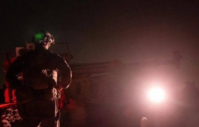 الاحتلال يعيد عددا من الإسرائيليين بعد دخولهم إلى قطاع غزة وكالة مدار نيوز الاحتلال يعيد عددا من الإسرائيليين بعد دخولهم إلى قطاع غزة وكالة مدار نيوز