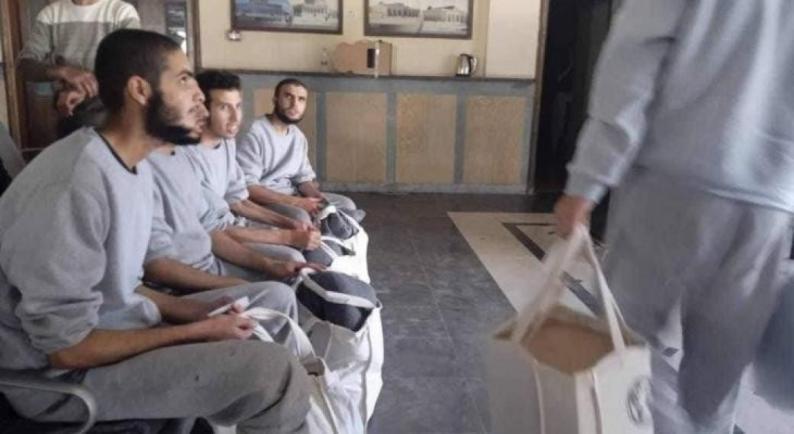 الإفراج عن 15 معتقلاً من غزة ونقلهم لمستشفى شهداء الأقصى