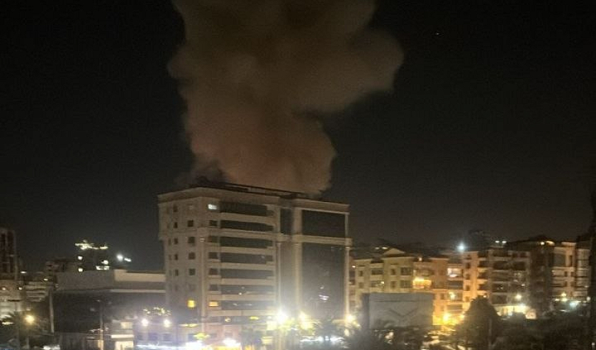 شهداء بغارات على بيروت وحزب الله يطلق نحو 50 صاروخًا ومسيّرة برشقات ليلية