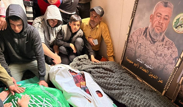 تشييع شعبي ونعي عز الدين الحداد عبر مآذن مساجد في قطاع غزة