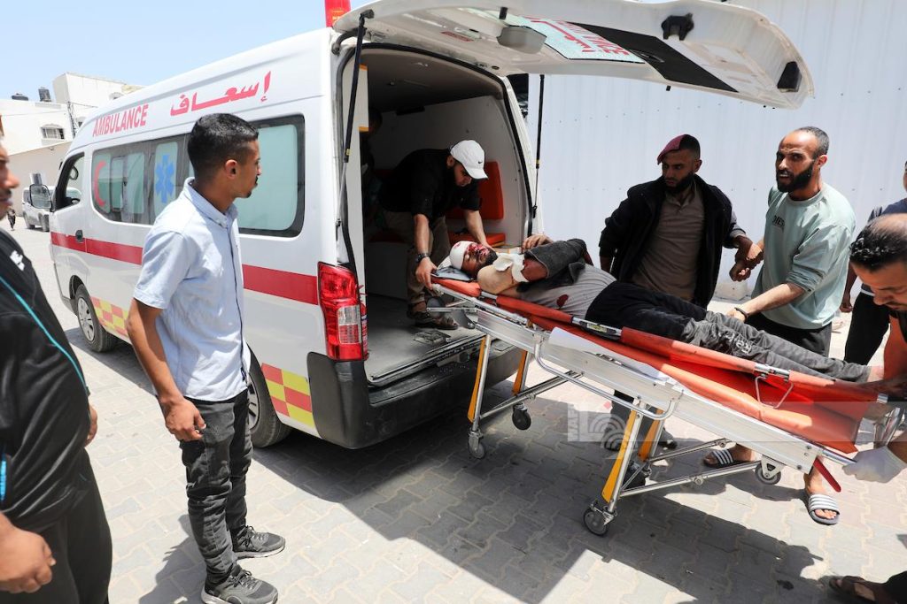 إصابة شاب بالرصاص والعشرات بالاختناق خلال اقتحام الاحتلال برقة