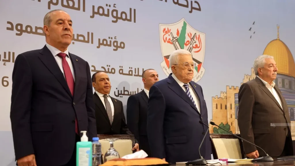 مؤتمر “فتح”.. تنافس محتدم يختبر مسار خلافة الرئيس الفلسطيني
