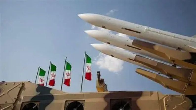 مقر “خاتم الأنبياء” الإيراني: “إسرائيل” ستتلقى رداً قاسياً إذا واصلت اعتداءاتها جنوبي لبنان