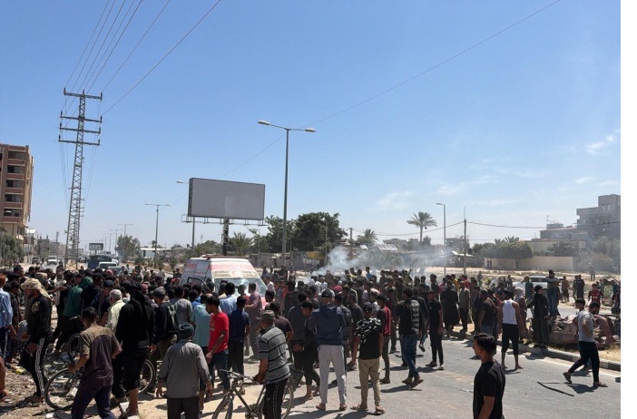 ثلاثة منذ الفجر: شهيد وأربع جرحى باستهداف سيارة وسط قطاع غزة