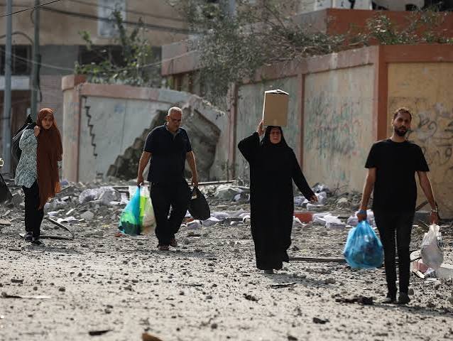 تقارير دولية تكشف: مخططات إعمار غزة واجهة لاستكمال التهجير القسري و’الإبادة العمرانية’